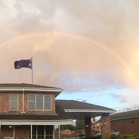 Acacia Motor Lodge Coonabarabran Exteriör bild