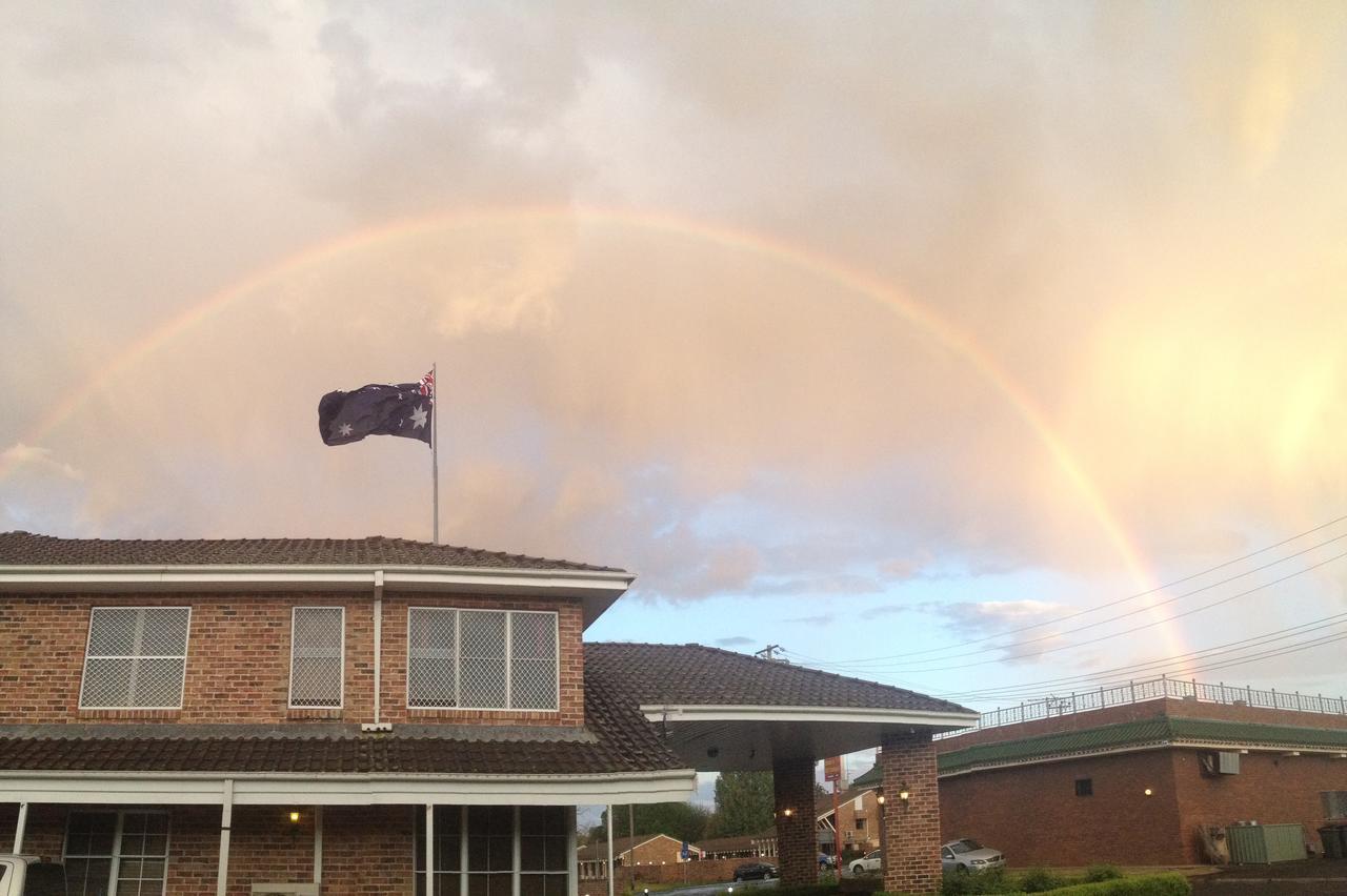 Acacia Motor Lodge Coonabarabran Exteriör bild